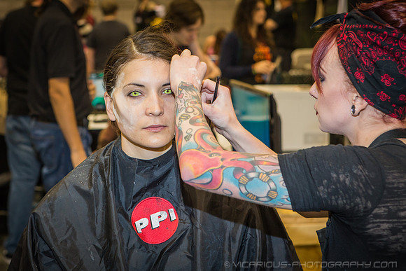 2014 Phoenix Comicon Decorative Contacts-12