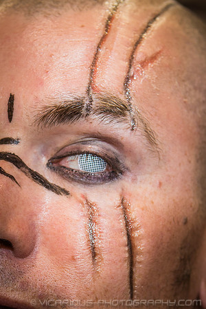 2014 Phoenix Comicon Decorative Contacts (close)-1